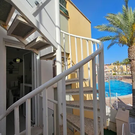Con Jacuzzi A 200 Metros De La Playa Apartment *